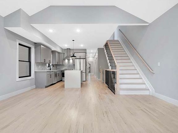 3rd image of 131 Congress St #2