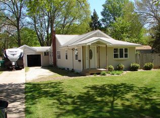 611 S Lincoln Ave, Niles, MI 49120