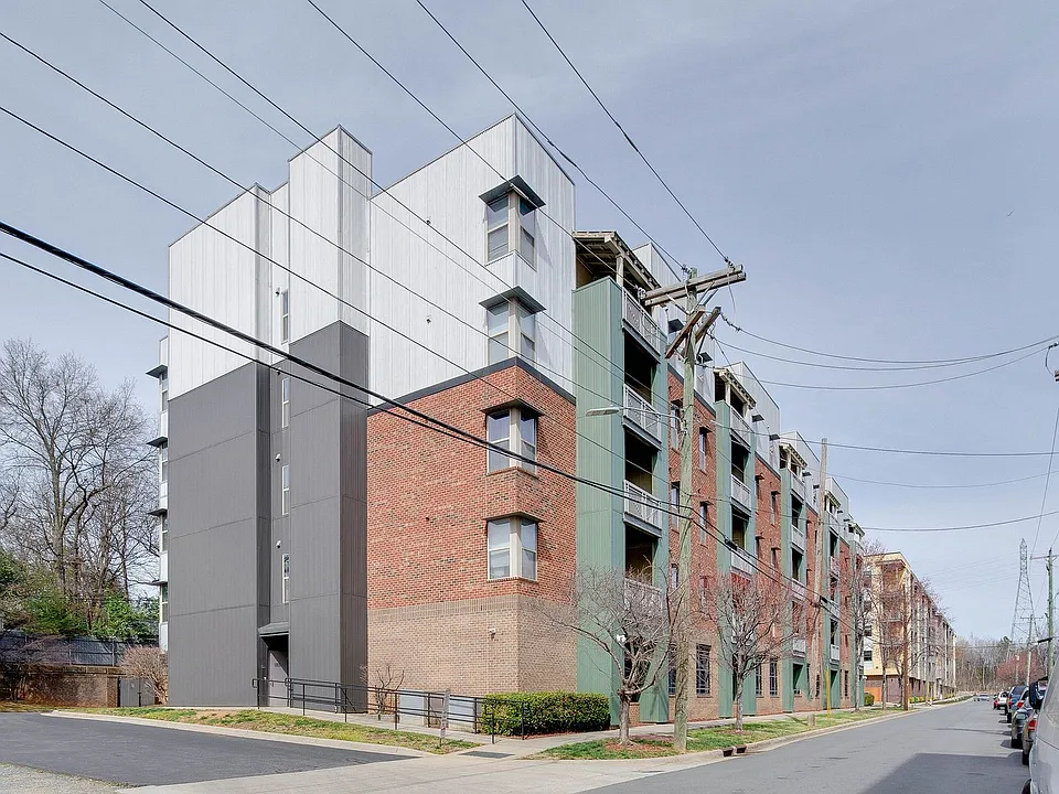 630 Calvert St #407