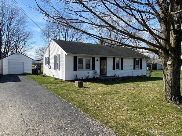 1717 Croft Rd, Springfield, OH 45503