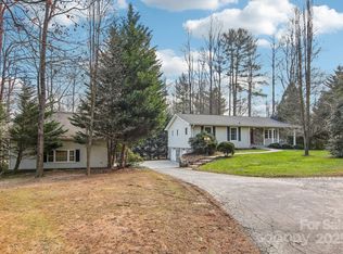 273 Quail Ridge Rd, Mills River, NC 28759