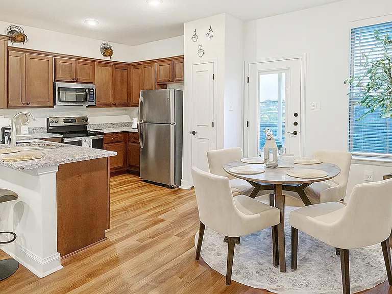 13810 Enzo Gate #102 — Photo 17