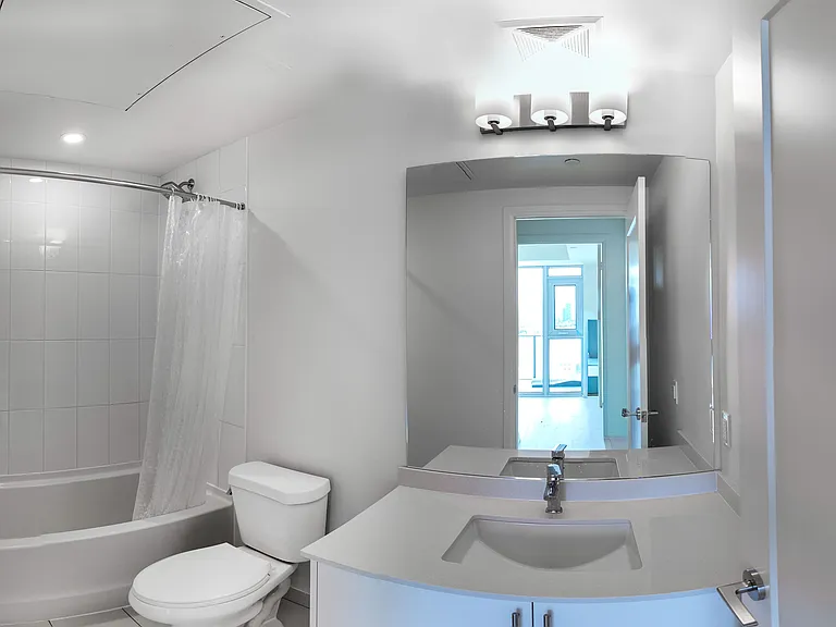 8960 Jane St #912 — Photo 14