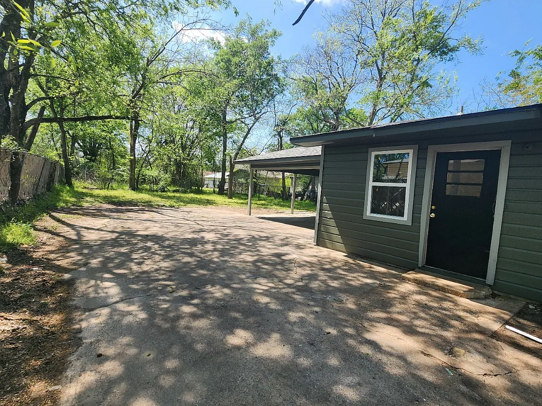 4 bed, 1704 sqft, $1,500 — Photo 3