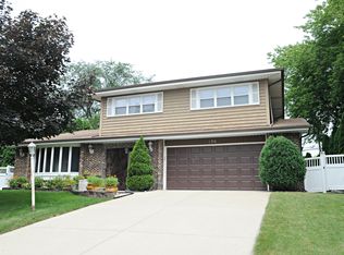 270 W Rosalie Ln, Palatine, IL