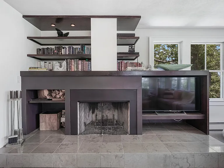 49 Beach Rd — Photo 26