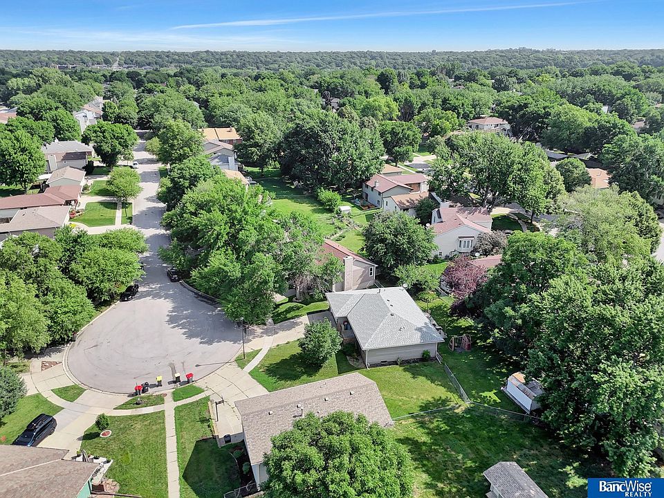 1st image of 5610 Dove Cir