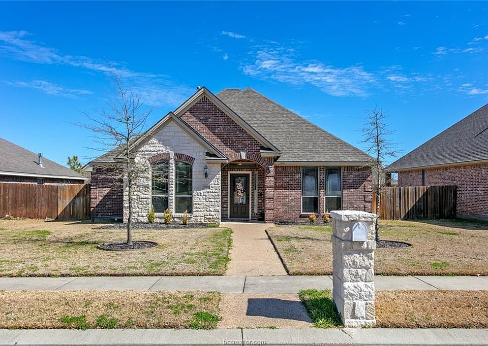 1st image of 3913 Tournay Ln