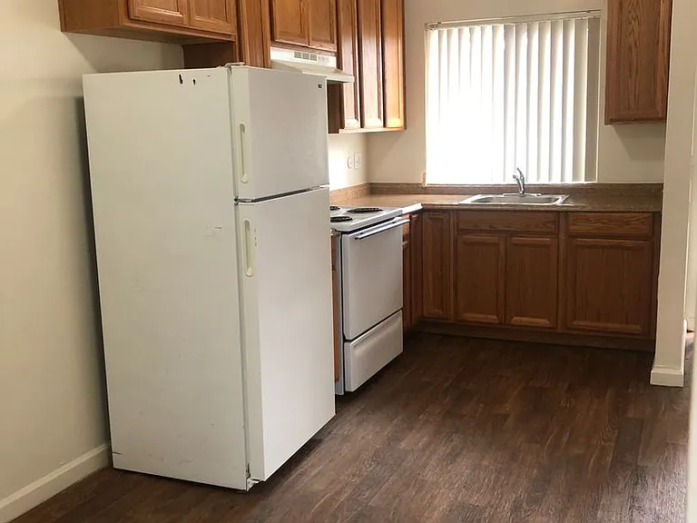 3565 Van Dyke Ave — Photo 3