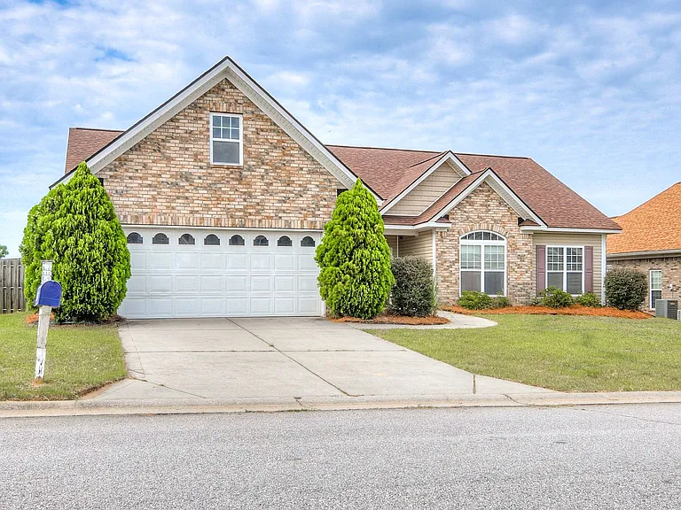 4750 Billie J Dr — Photo 2