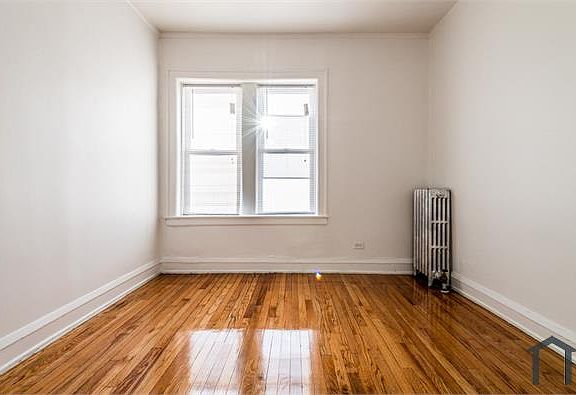 4th image of 2610 N Laramie Ave #2