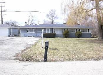 2nd image of 1611 Beach Rd
