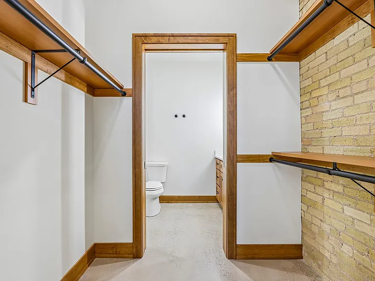 Ward House — Photo 42