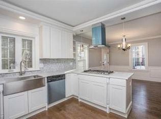 22 Mercer St #1TH, Boston, MA 02127