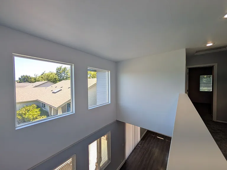 5220 Wales Dr — Photo 10
