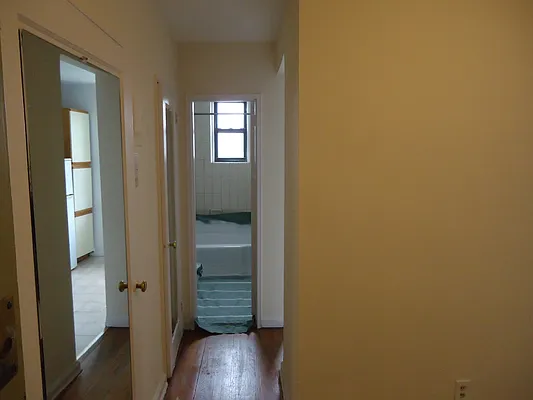 Rented by The Coop Connection LLC | media 22