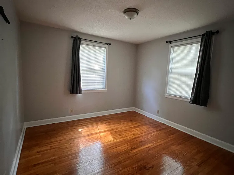 1312 Barrow Ct — Photo 9