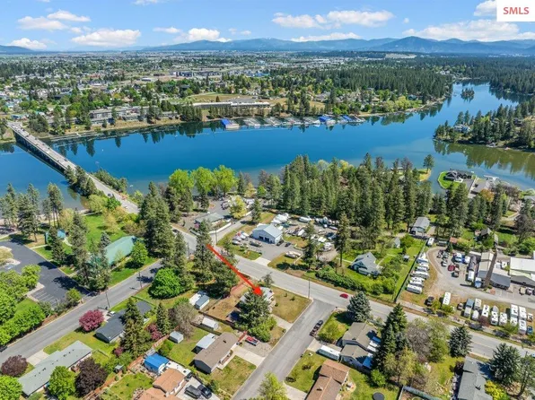 12189 W Park Ln, Post Falls, ID 83854