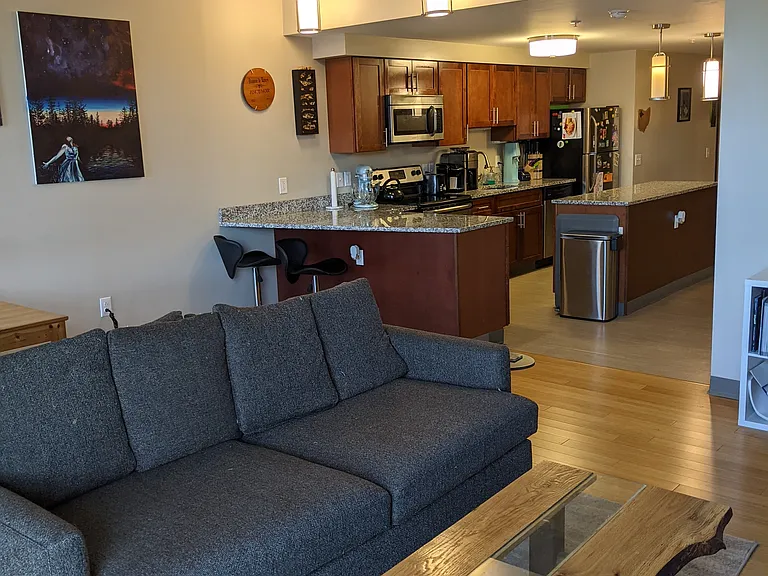 West 25th Street Lofts — Photo 22
