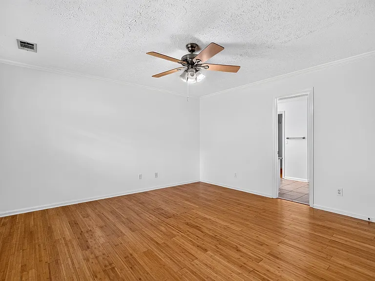 6523 Concord Rd — Photo 37