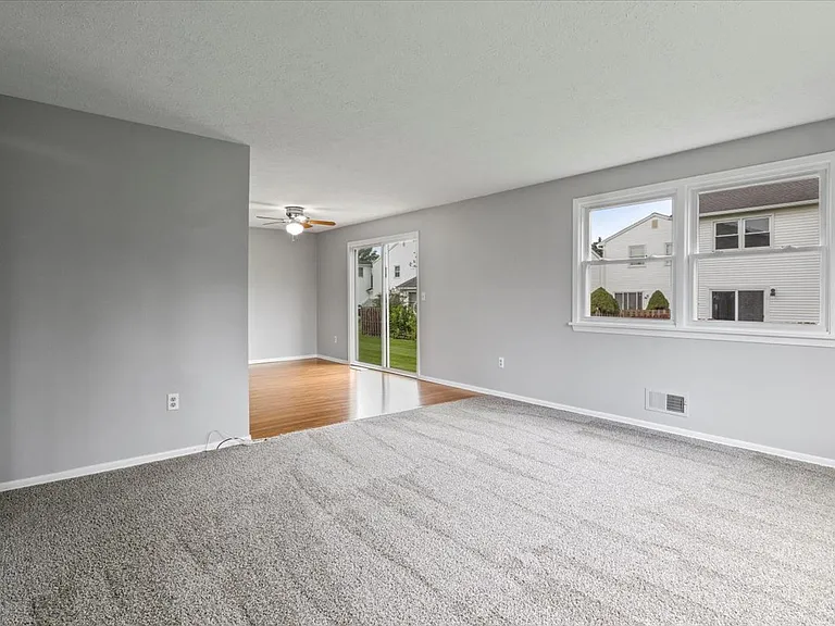 601 Zachary Way — Photo 15