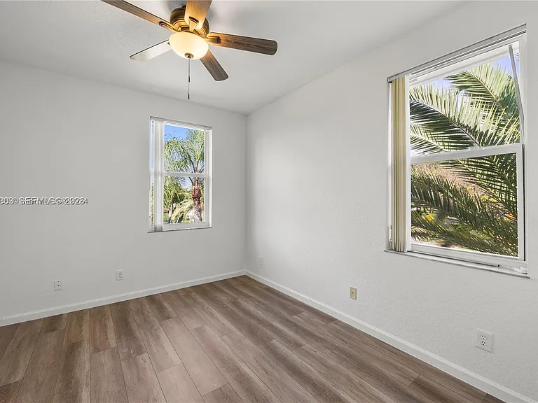 16449 SW 84th Pl — Photo 51