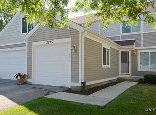 2735 Yorkshire Ct, Aurora, IL 60502