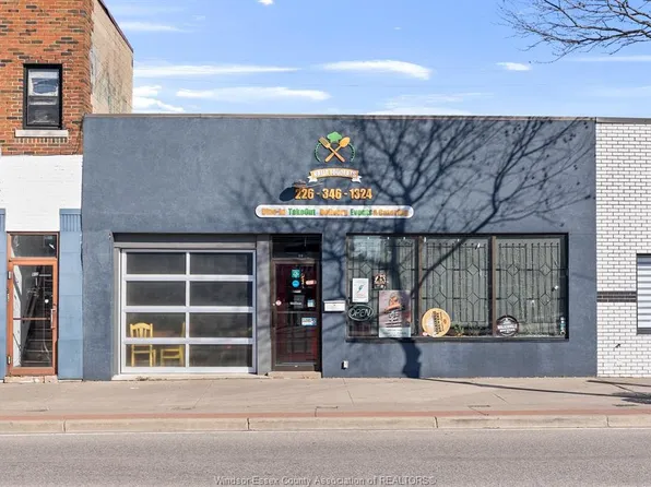 914 Erie St E, Windsor, ON N9A 3Y8