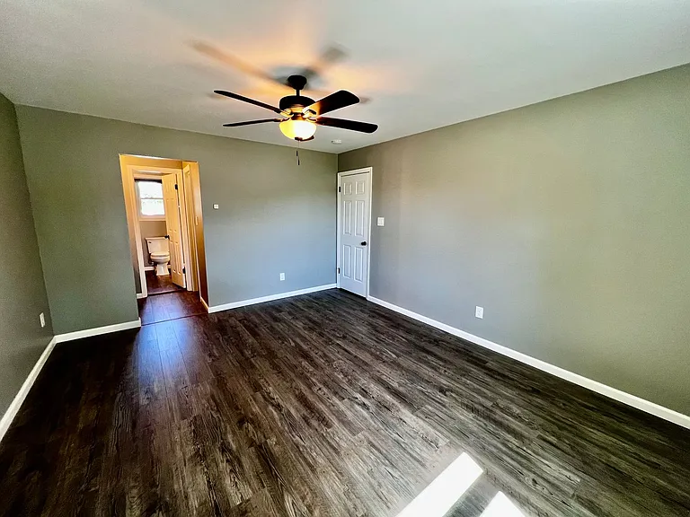 964 Wasserman Dr — Photo 13
