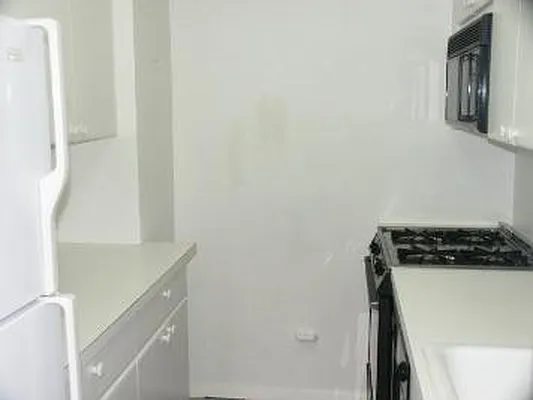 Rented by Corcoran | media 20