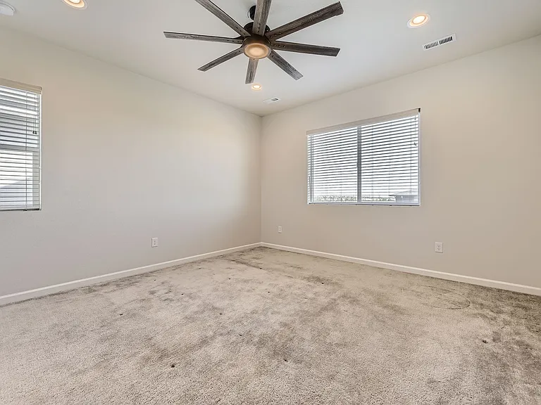 3577 Silver Rock Cir — Photo 19