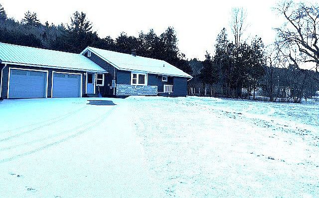 1st image of 870 S Barre Rd