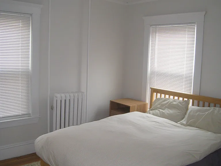 51 Museum St #2 — Photo 8