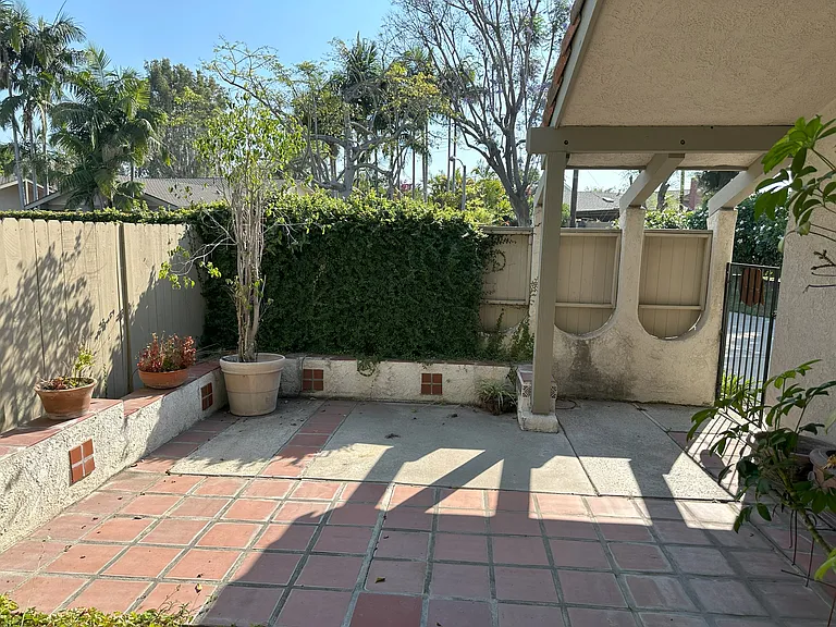 3014 Persimmon Pl — Photo 24