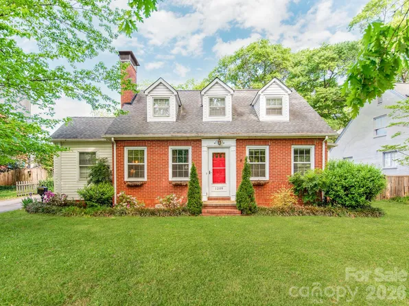 1209 Oakwood Ave, Gastonia, NC 28052