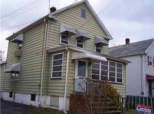 64 Louis St, Carteret, NJ