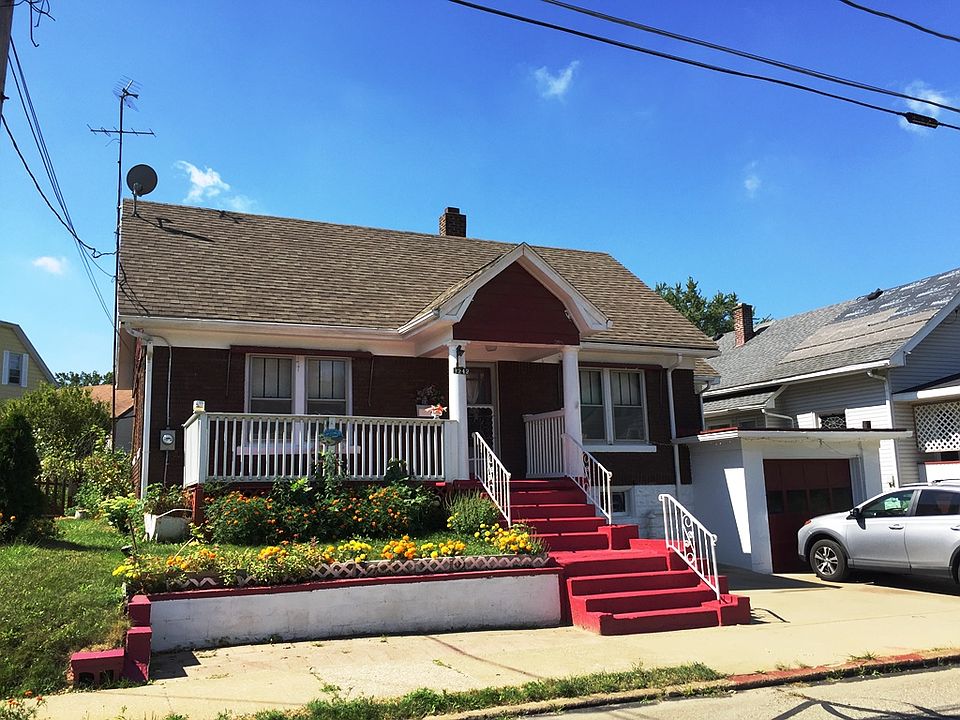 1st image of 3242 Pine Ave