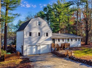 68 Chapel St, Pembroke, MA 02359