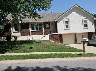 2509 S Cedar Crest Ave, Independence, MO 64057