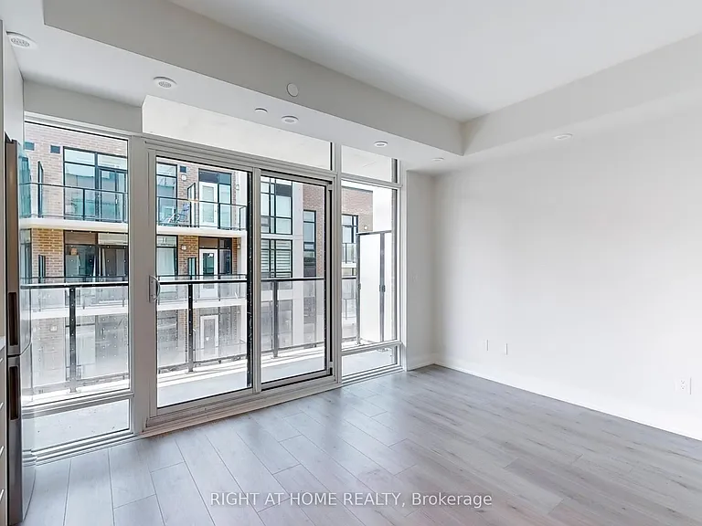 851 Sheppard Ave W #30 — Photo 8