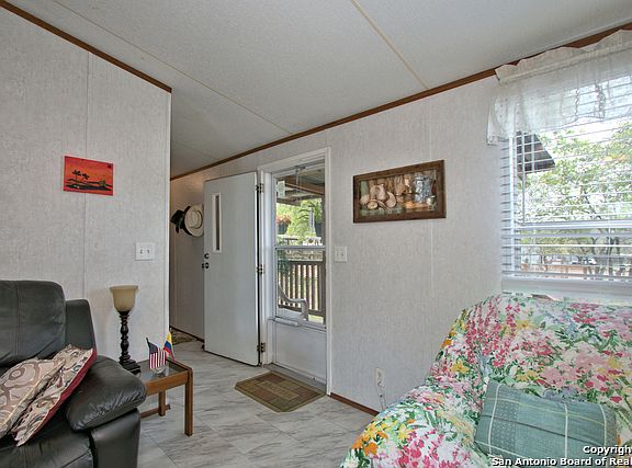 5th image of 4206 Four Oaks Dr