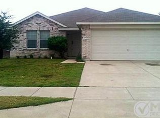 1708 Birds Eye Rd, Fort Worth, TX 76177