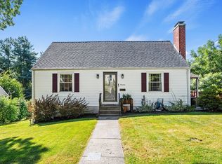 14 Whitten St, Worcester, MA 01605