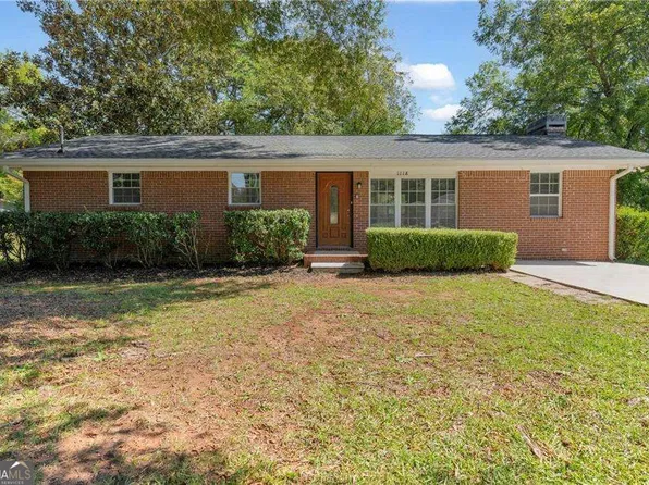 1118 Crestview Cir NE, Conyers, GA 30012