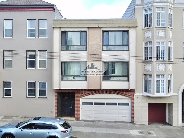 1345 Chestnut St #4 — Photo 2