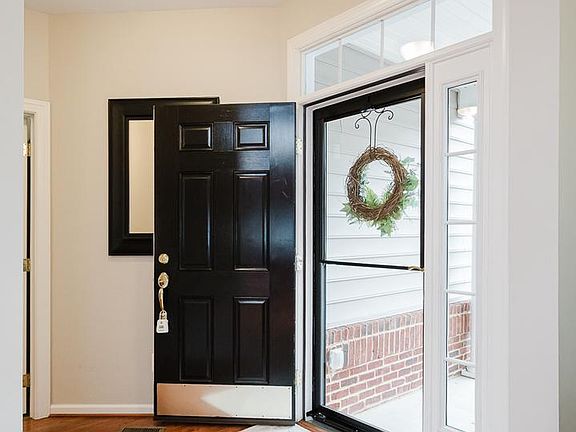 4th image of 322 Native Dancer Cir
