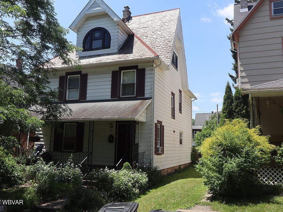 1st image of 829 3rd Ave