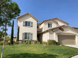 18286 Long Leaf Pine Ct, Rosena Ranch, CA 92407