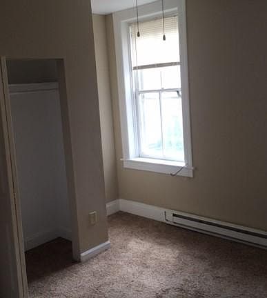 4th image of 156 S Potomac St APT 2S