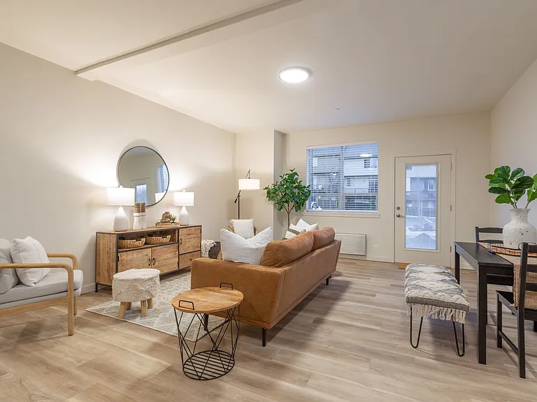 Anderson Court — Photo 11